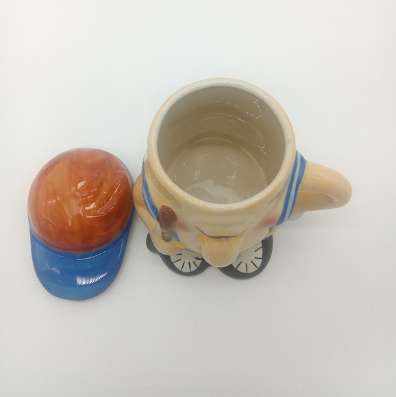 Ganz Golfer Mug with Lid - Picture 5 of 7